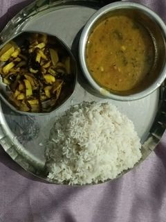 दाल चावल (dal chawal recipe in Hindi) रेसिपी मुख्य फोटो