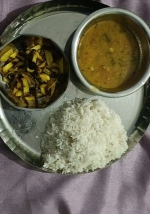 दाल चावल (dal chawal recipe in Hindi) रेसिपी मुख्य फोटो