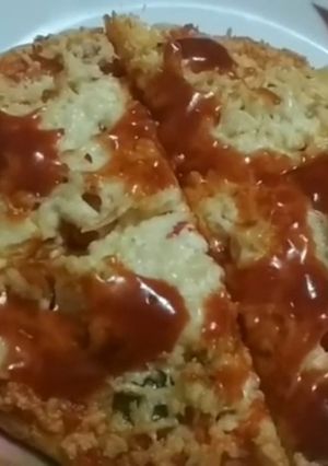પીઝા (Pizza Recipe In Gujarati) રેસીપી મુખ્ય ફોટો