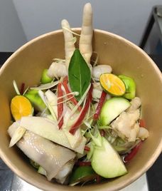 chân gà ngâm cóc