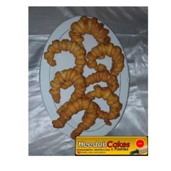 A picture of Modified meat filling croissants.