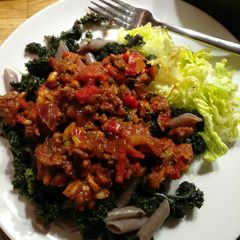 A picture of Quick venison bolognese sauce.