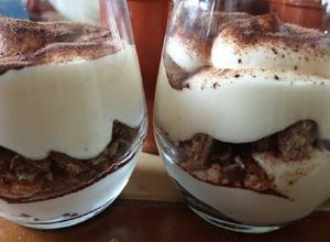Une photo de Tiramisu Kitkat / kinder / ou autres