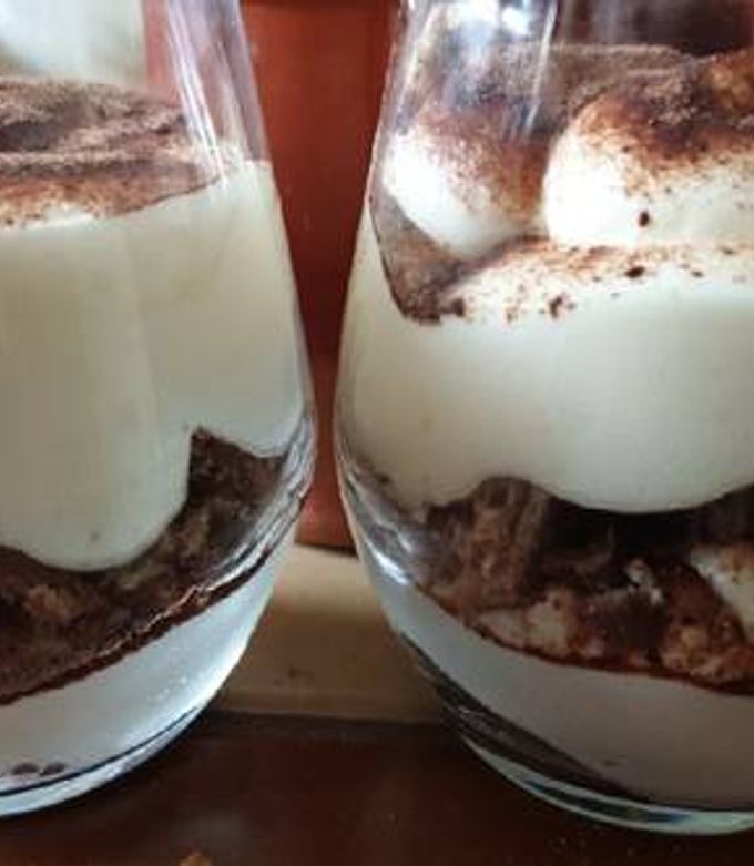 Une photo de Tiramisu Kitkat / kinder / ou autres