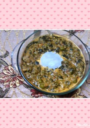 A picture of Methi malai matar.