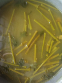 முருங்கைக்கீரை தண்டு சூப் செய்முறை முக்கிய புகைப்படம்