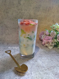 Foto resep Es Alpukat Kocok Milo