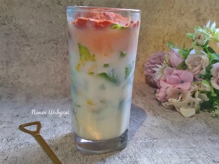 Langkah Gampang Membikin Resep Es Alpukat Kocok Milo yang Uenak Anti Ribet, Mantap