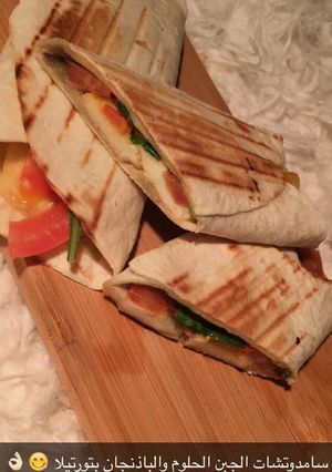صورة لوصفة فطيرة الحلوم 🌯فطور لذيذ 😋👍🏻
