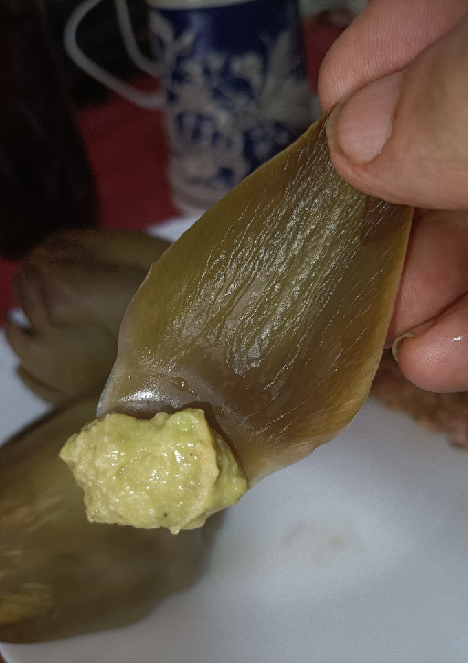 Una foto de Alcachofas con guacamole