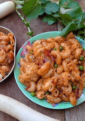 রেড সস পাস্তা (Red sauce pasta recipe in Bengali) রেসিপির প্রধান ছবি