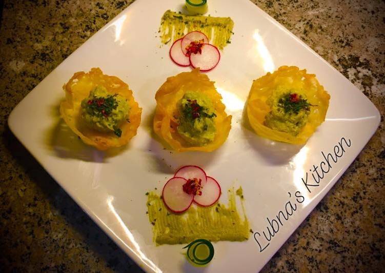 Cheddar Cups with Avocado Feta Mousse :