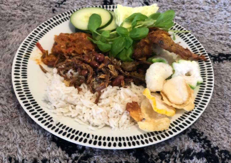 Pecel Ayam and nasi Uduk rumahan