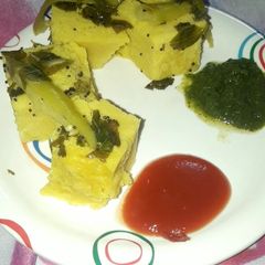 A picture of Dhokhla.