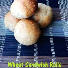 A picture of Wheat Sandwich Rolls.