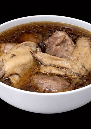 Hình của món SP.0129 - Cánh Gà & Bắp Giò Hầm Thuốc Bắc.