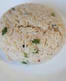 Arroz desglazado con cilantro cimarrón y ajo