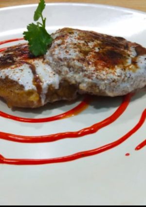 A picture of Aloo tikki.