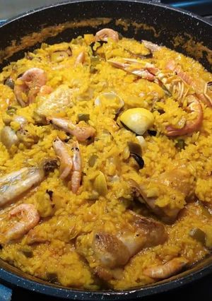 Una foto de Paella a mi sencilla manera