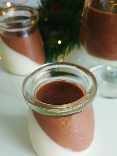 Hình của món Panna Cotta Socola không dùng gelatin.