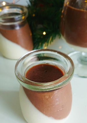 Hình của món Panna Cotta Socola không dùng gelatin.
