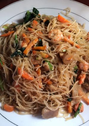 Foto resep Mie goreng bihun enak 👩🏾‍🍳