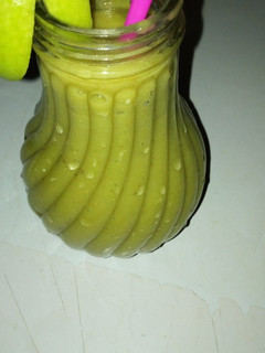 A picture of Avocado banana smoothie.