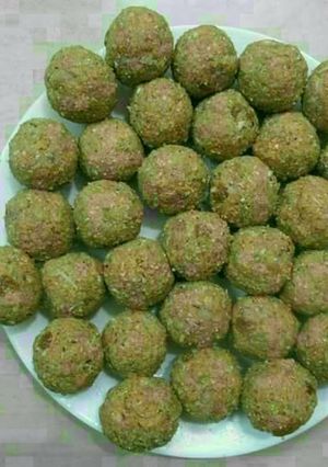 दिक्कान्चे लड्डू (Dikkanche Laddoo recipe in hindi) रेसिपी मुख्य फोटो