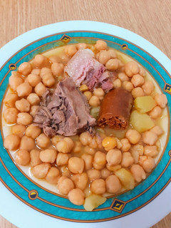 Una foto de Cocido de garbanzos