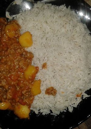 A picture of Coconut rice With Mince & Potato Curry (Aloo Kheema).