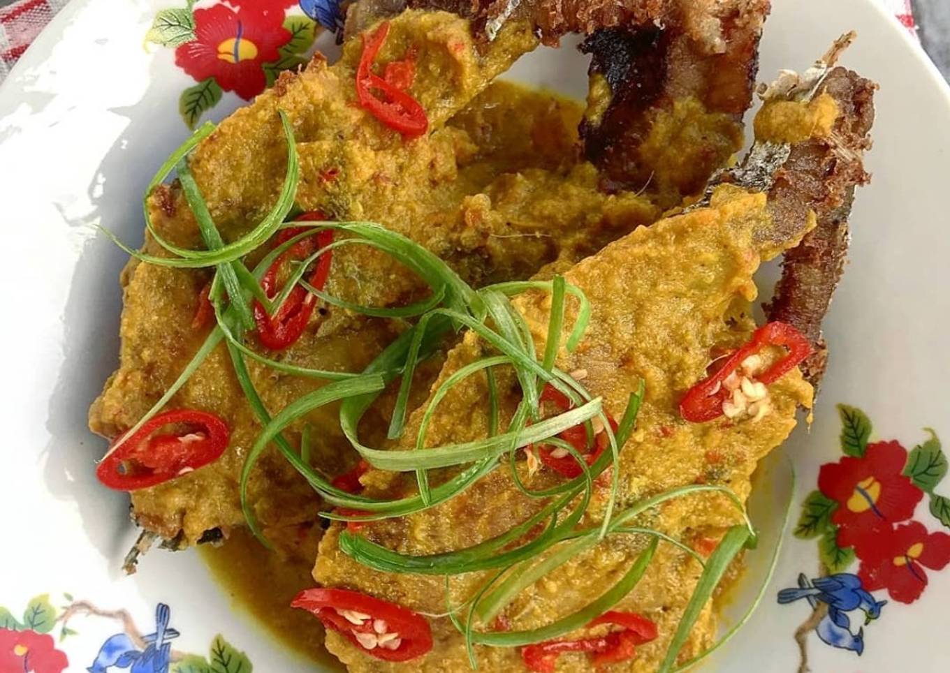 Ikan Bumbu Kunyit