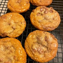 A picture of Brown Butter Chocolate Chip cookies.