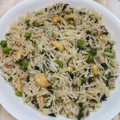 A picture of Methi Matar Pulao or Fenugreek Green Peas Pulao.