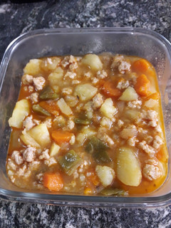 Una foto de Guiso de verduras, patata y soja texturizada