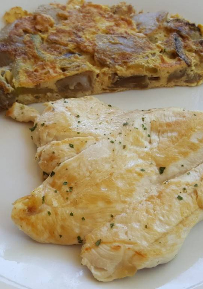 Una foto de Tortilla francesa con pechuga