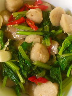 Foto resep Tumis Sawi bakso