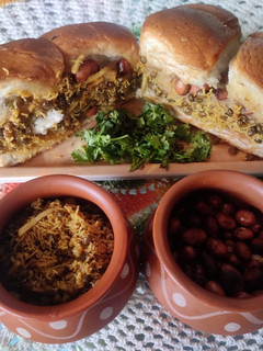 दाबेली (dabeli recipe in hindi) रेसिपी मुख्य फोटो