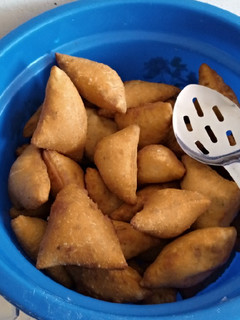 A picture of Ginger/Lemon Mandazi.