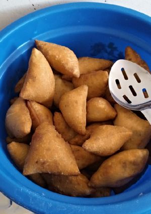 A picture of Ginger/Lemon Mandazi.