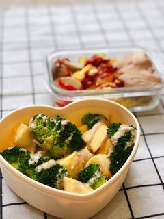 花椰菜蘋果沙拉 的食譜成品照片