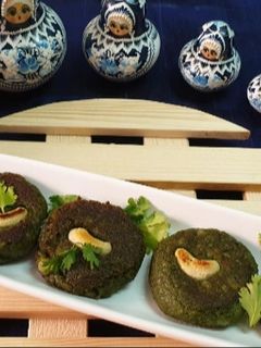 હરાભરા કબાબ (Hara Bhara Kebab recipe in gujarati) રેસીપી મુખ્ય ફોટો