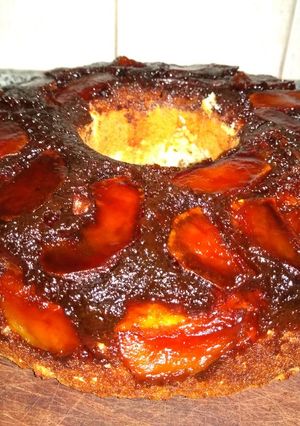 Una foto de Torta de manzana invertida
