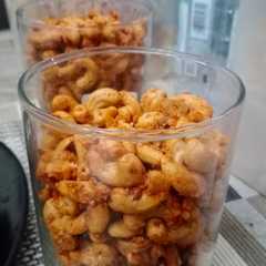 รูปของ Kacang Mede Goreng Bawang Putih ala BundaKeia