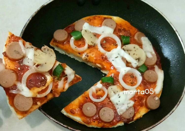 Pizza Teflon (empuk, kilat) #BikinRamadanBerkesan