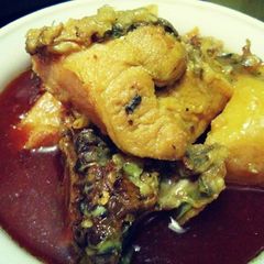 A picture of Bengali Chicken curry or Murgir Jhol.
