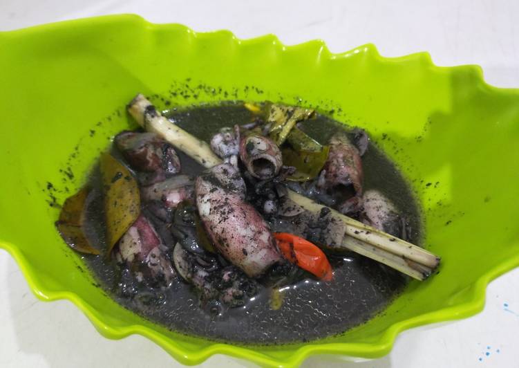 Cumi Cumi Masak Hitam