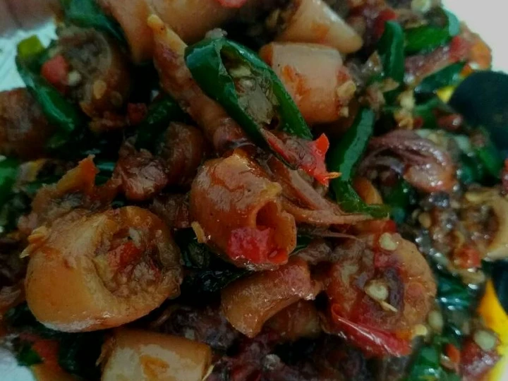 Cara Gampang Menyiapkan Resep  Cumi cumi asin dicabe&amp;#39;in cabai ijo (pedes manis) yang Enak Banget, Enak Banget