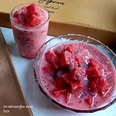 A picture of Es S6 (Es Semangka Selasih Sari Kelapa Susu Sirup Coco Pandan).