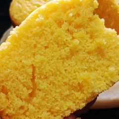 A picture of Custard sponge cake.