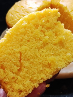 A picture of Custard sponge cake.